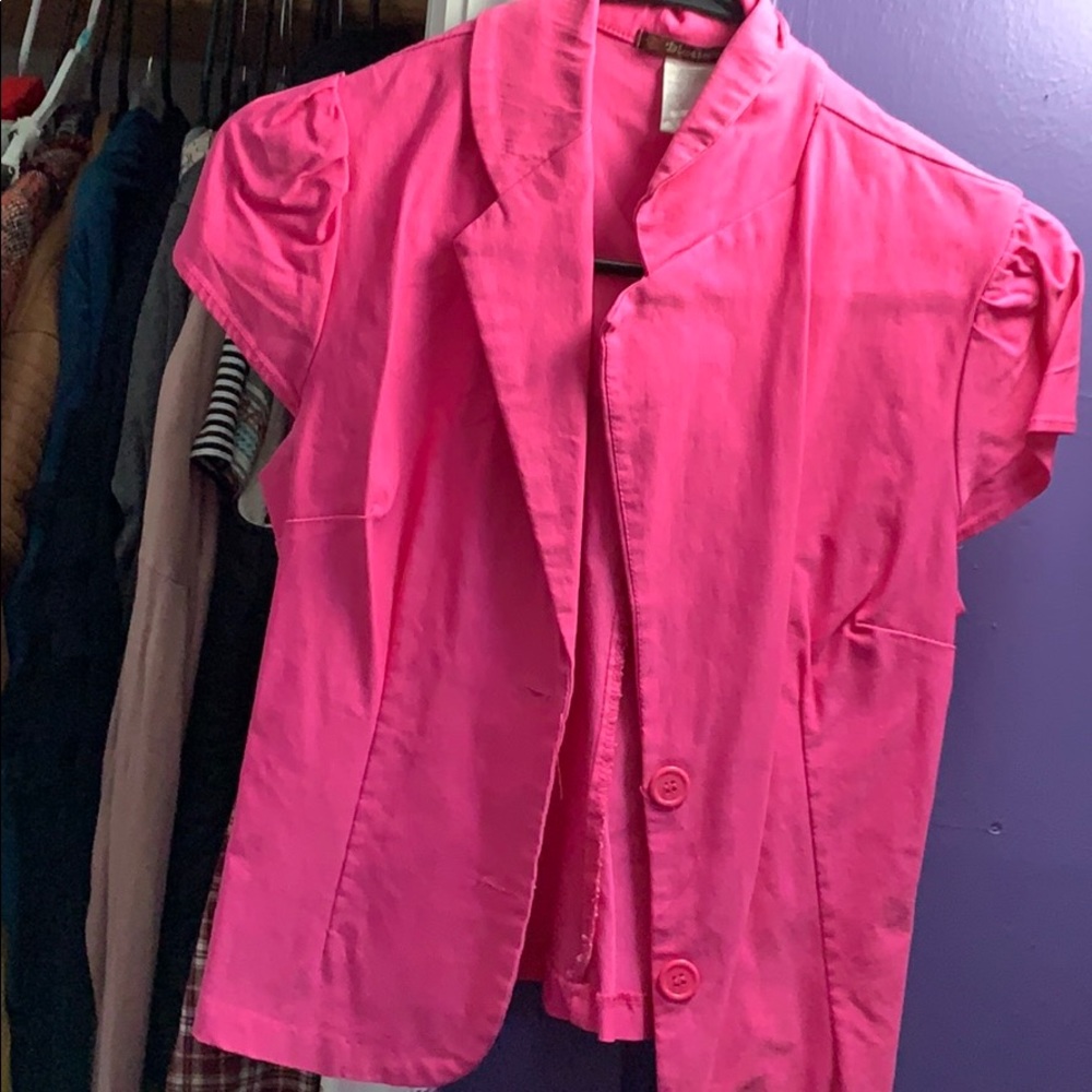 Short sleeve blazer